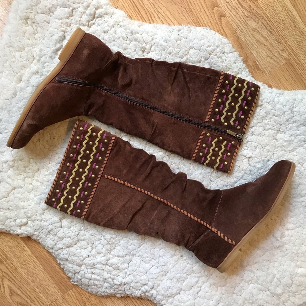 Boutique 9: Hickory Suede Btkinna Size 8.5 Boots